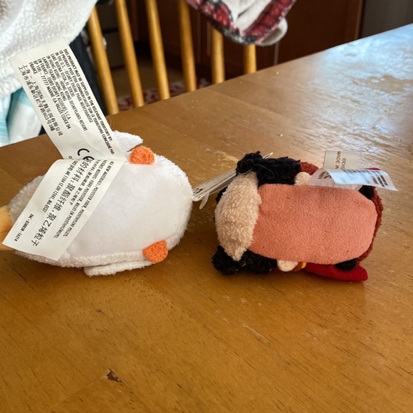 💕 Preloved Disney Tsum Tsum Lot - Picture 7 of 12